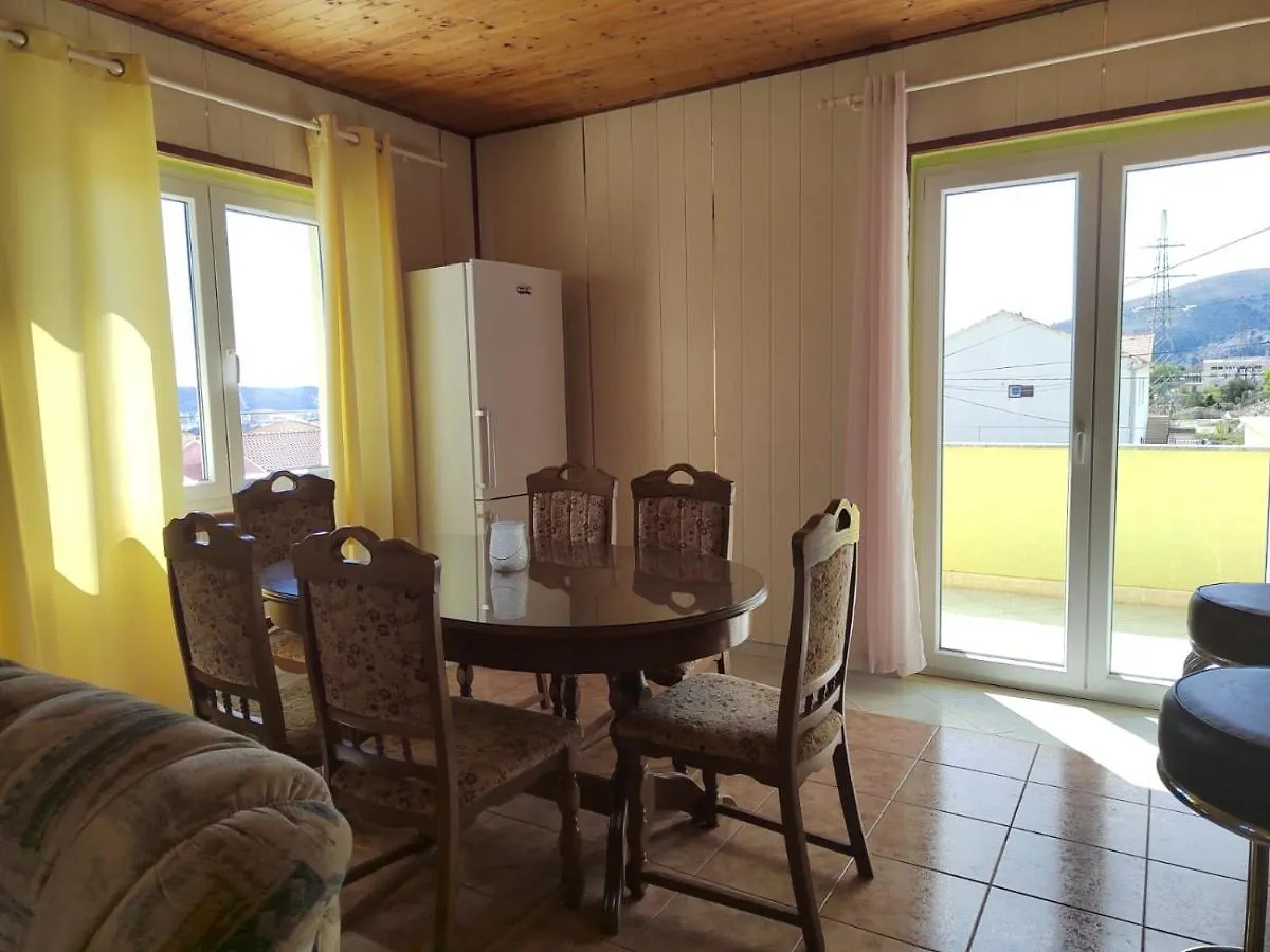 Apartment Apartman Memories Trogir